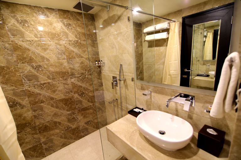 Bathroom 4, Udman Hotel Haridwar, Dehradun
