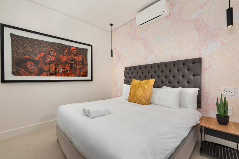 Bedroom 2, Modern Apartment in De Waterkant | Private Rooftop, City of Cape Town