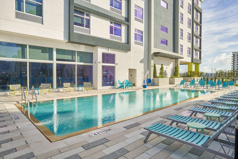 Sport & Beauty 5, Home2 Suites by Hilton Ft. Lauderdale Downtown, FL, Broward