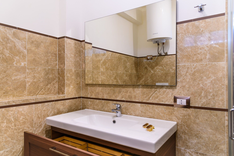 Bathroom sink, Appartamento Al Centro della Vacanza, Livorno