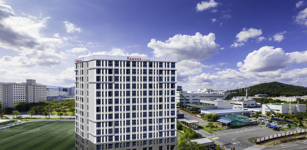 Exterior & Views 1, Ramada by Wyndham Gumi, Gumi