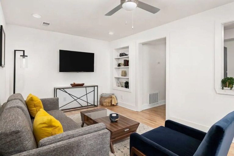 Others 4, Crescent Furnished Apartments, Atlanta