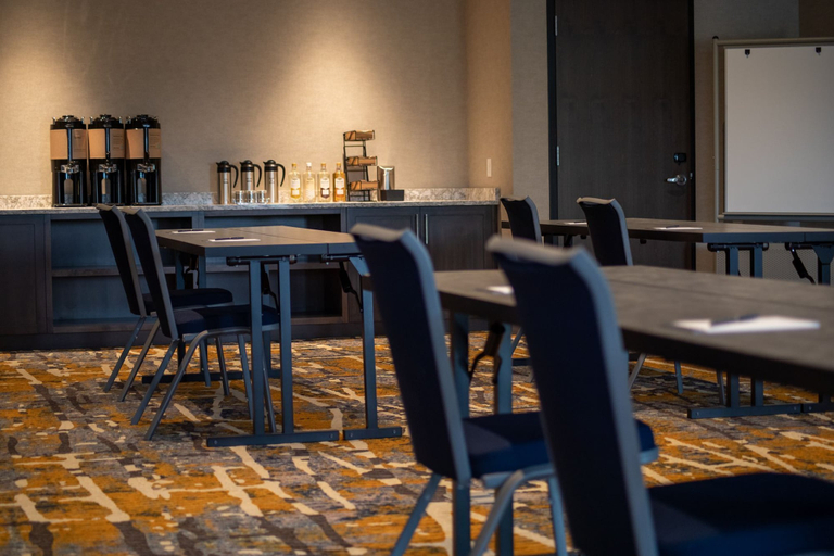 Food & Drinks 5, Hyatt Place Altoona/Des Moines, Polk