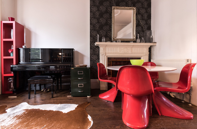 Others 5, Portobello & Notting Hill Apartment, London