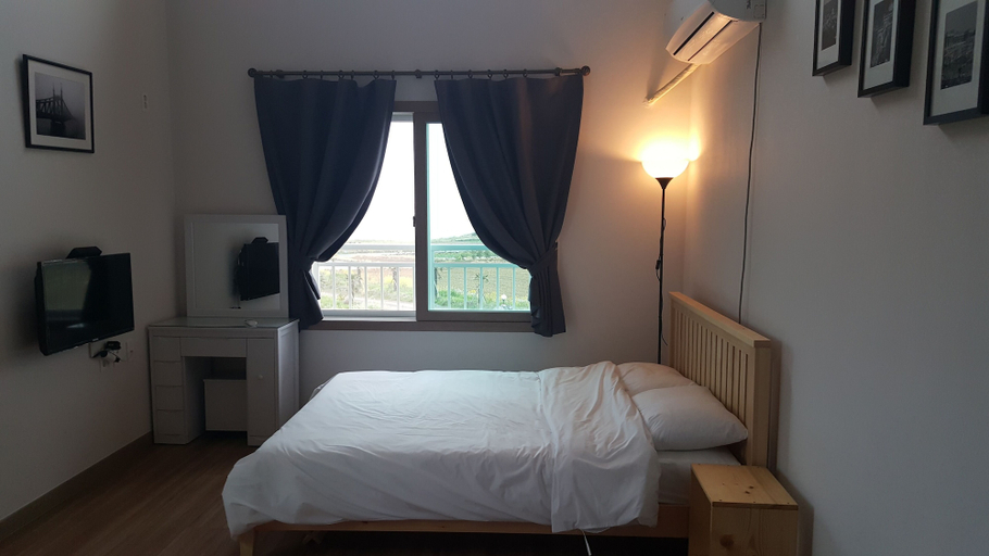 Bedroom 3, We Play, Seogwipo