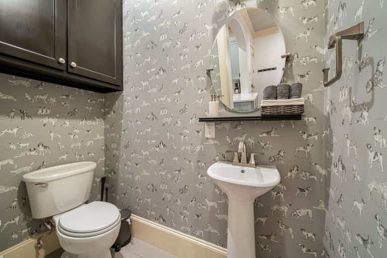 Bathroom 4, 29th, Houston