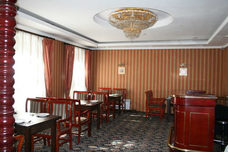 Food & Drinks, Deluxe, Ulanskiy