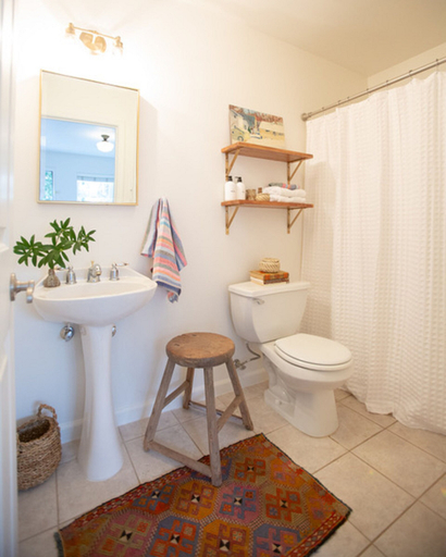 Bathroom 4, RubyJune Inn, Klickitat