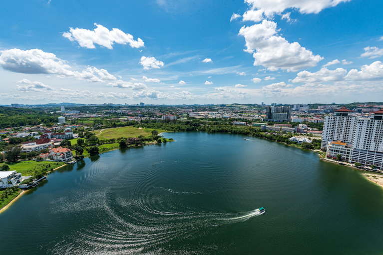 Others 5, Dream City By Himmel, Seri Kembangan