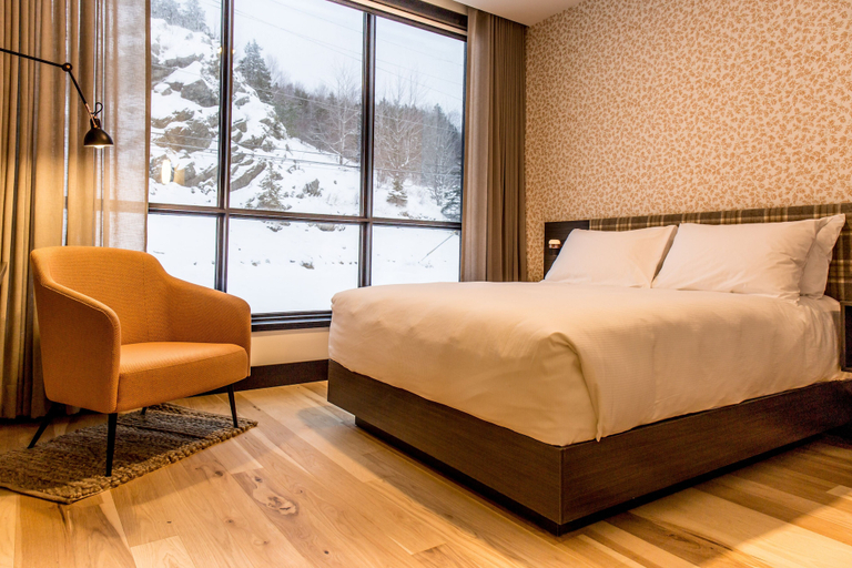 Bedroom 3, Hew & Draw Hotel, Division No. 5