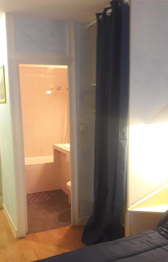 Bedroom 3, Ludotel, Ain