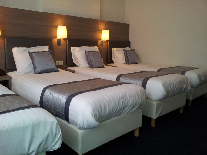 Bedroom 3, The Concert Hotel, Amsterdam