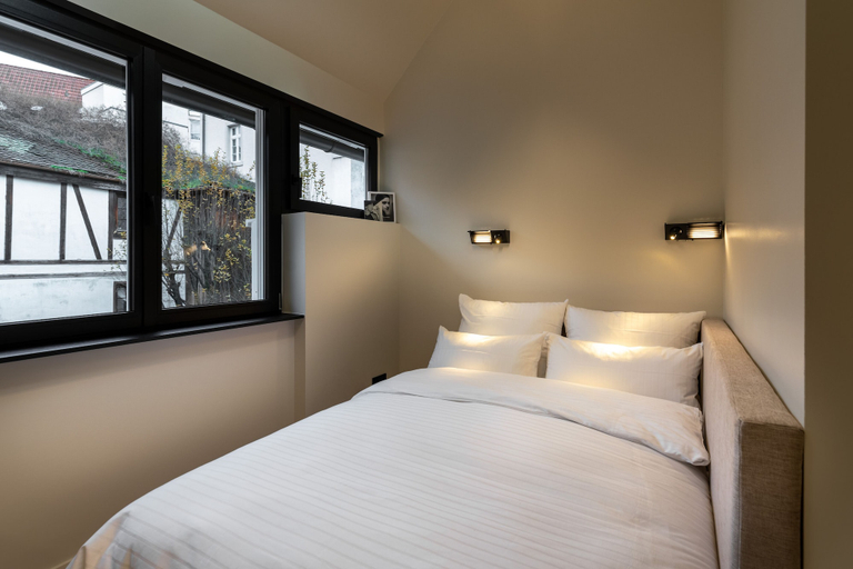Bedroom 4, THE ADAMS- Self Check in Hotel, Baden-Baden