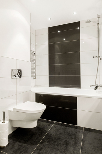 Bathroom 3, Hollo 12 Apartment I., Budapesti