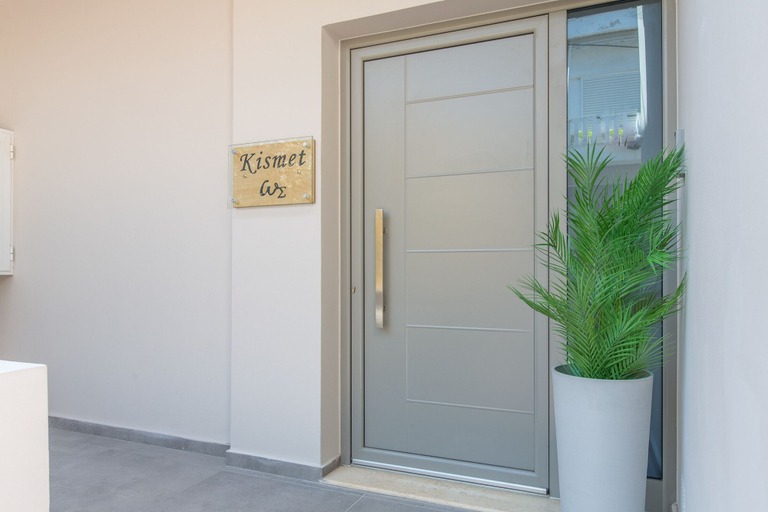 Others 5, Kismet Apt - Retreat to a Stylish home, Crete