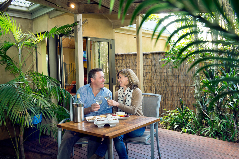 Food & Drinks 4, Witches Falls Cottages, Tamborine Mountain
