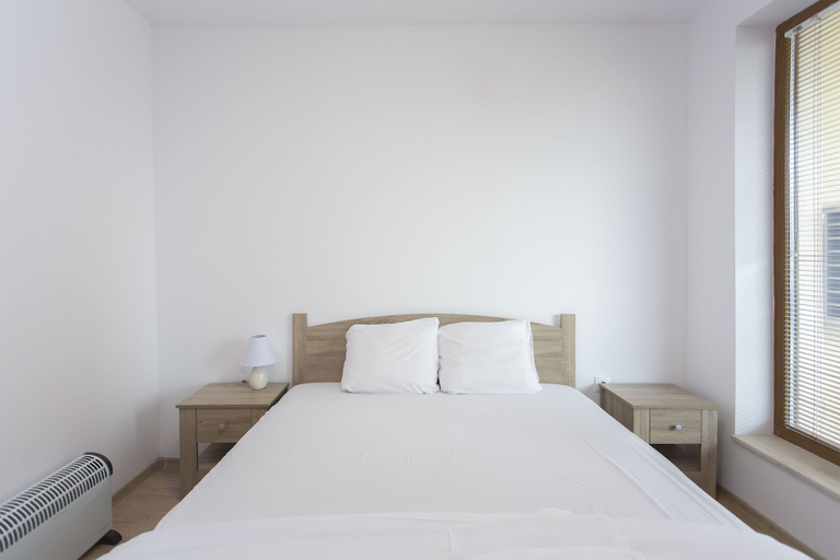 Bedroom 3, Modern 1bdr Apartment Near Center - Free Parking, Stolichna