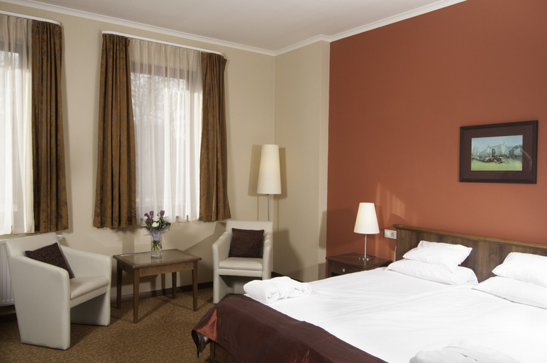 Bedroom 2, Bassiana Hotel, Sárvár