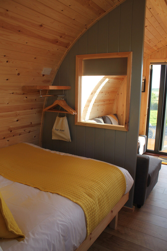 Bedroom 3, North Star Glamping, Highland