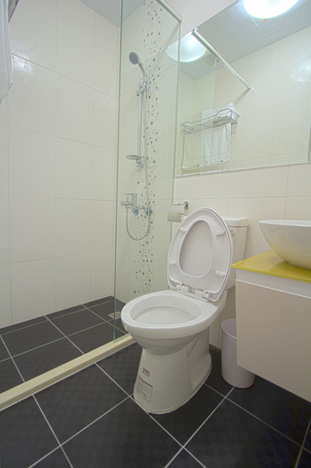 Bathroom 3, Bao Dao B&B, Penghu