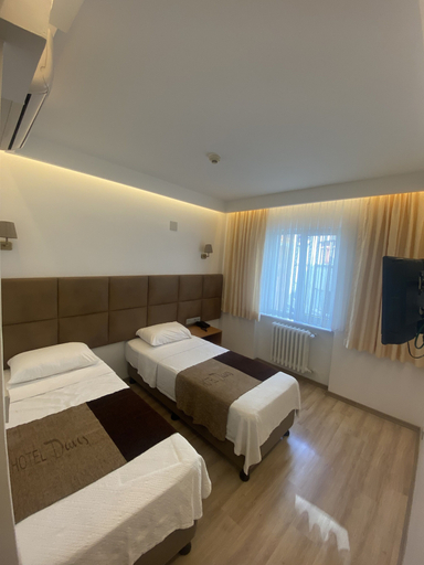 Bedroom 4, Hotel Davos, Fatih