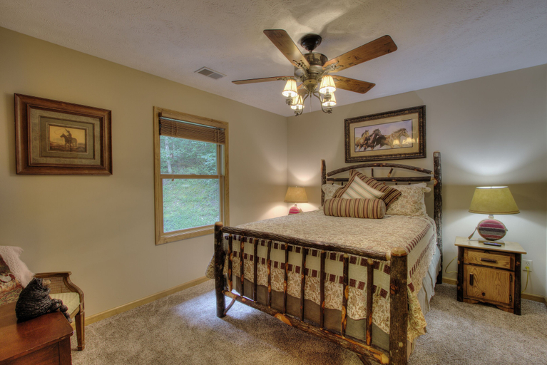 Bedroom 3, Country Roads By HoneyBear Cabins, Sevier