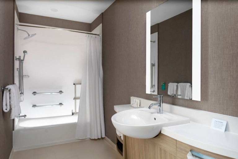 Bathroom 5, SpringHill Suites Kansas City Airport, Kansas City