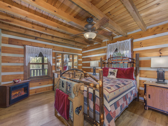 Bedroom 4, Drakes Mountain Hideaway, Sevier