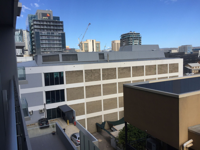 Exterior & Views 2, Tasha's Apartments on Morphett, Adelaide
