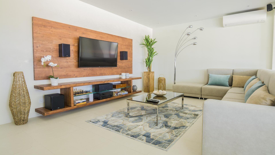 Others 4, 10 Bed Villa - Pool - Gym - Garden - Yacht Option, Loulé