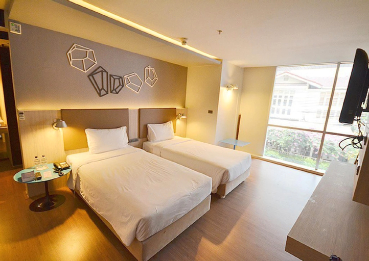 Bedroom 21