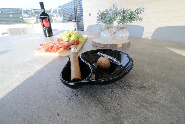 Food & Drinks, Apartment rooftop, Zadar