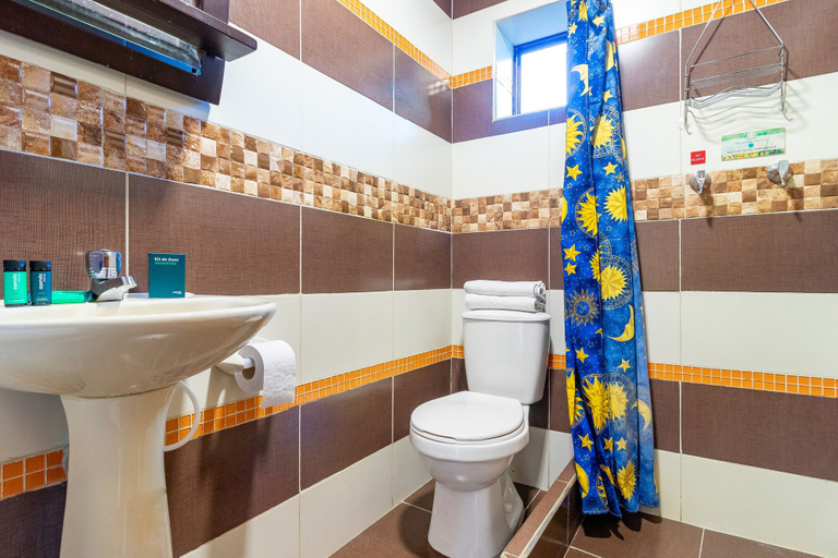 Bathroom 4, Casa Candilejas, Santafé de Bogotá