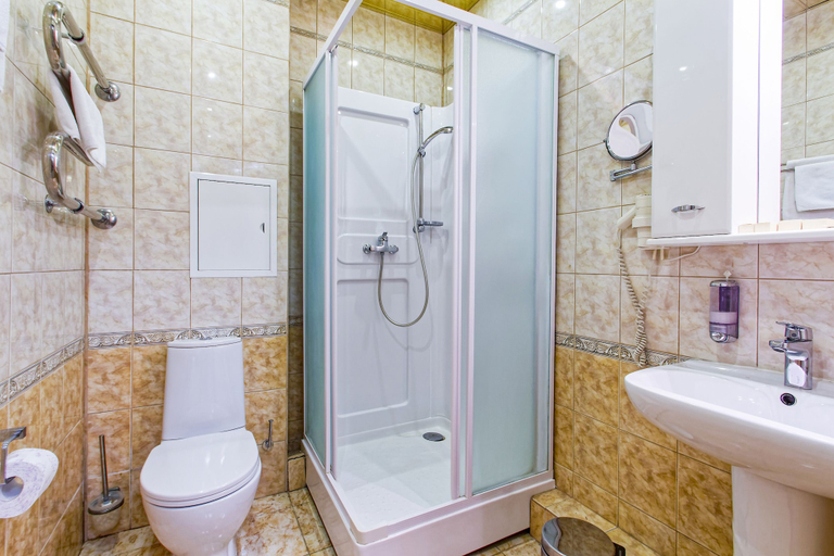 Bathroom 4, Minima Krasnye vorota, Central