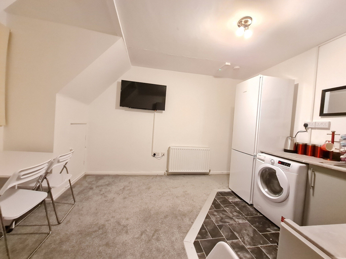 Others 5, Grace Apartments - Living Stone 2, Kent