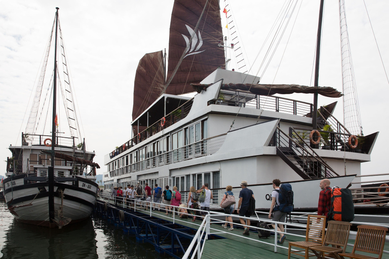 Exterior & Views 2, Halong Glory Legend Cruise, Hạ Long