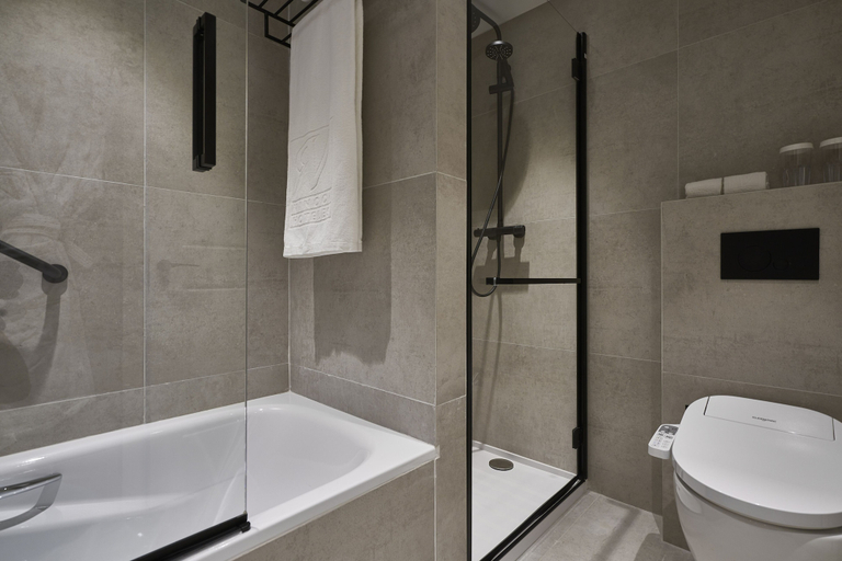 Bathroom 4, Hotel Vincci Larios Diez, Málaga
