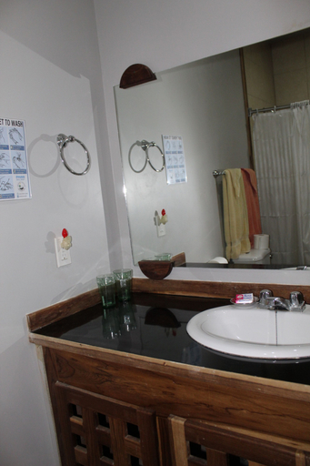 Bathroom 4, Calico Jack's Village