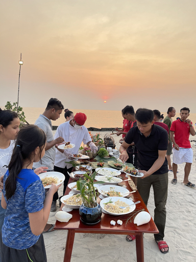 Food & Drinks 5, Asian Koh Kong Hotel, Smach Mean Chey