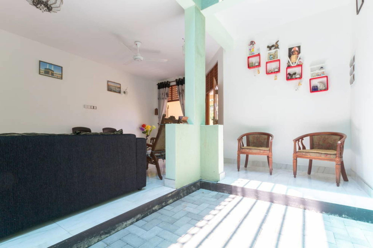 Others 4, Imran Villa, Negombo
