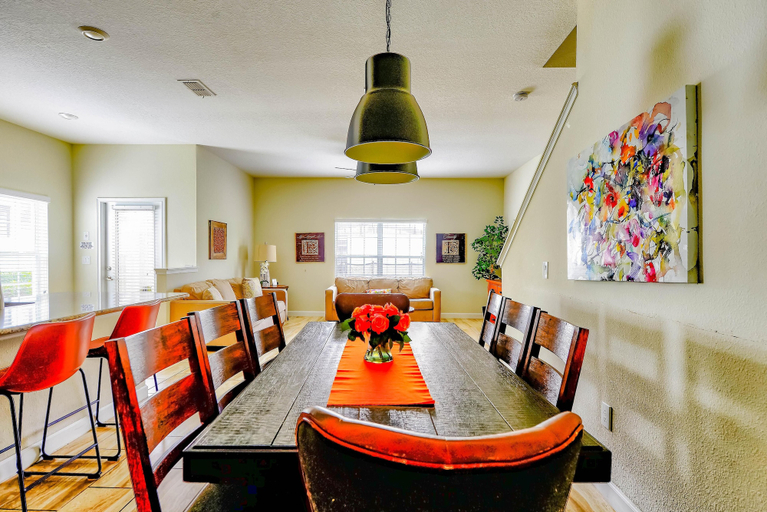 Food & Drinks, Sunnyside Villa, Osceola
