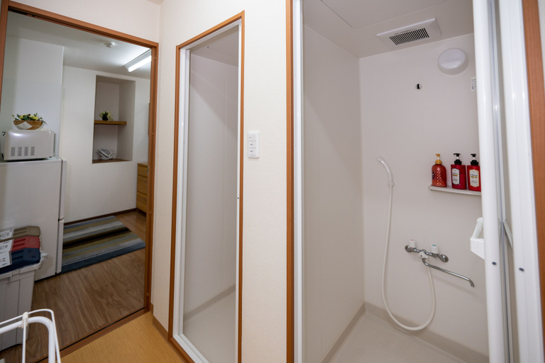 Bathroom 2, mayamoto1, Osaka