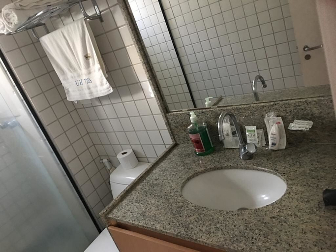 Bathroom 4, BEACH CLASS MURO ALTO FLATS, Ipojuca