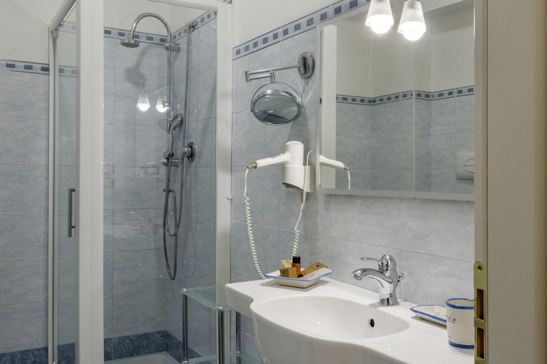 Bathroom 4, Hotel San Michele, Messina