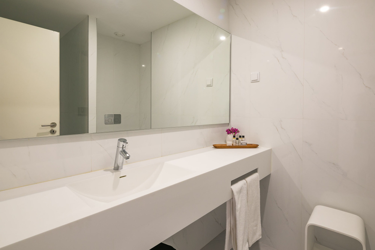 Bathroom 3, Porto River Infante, Porto
