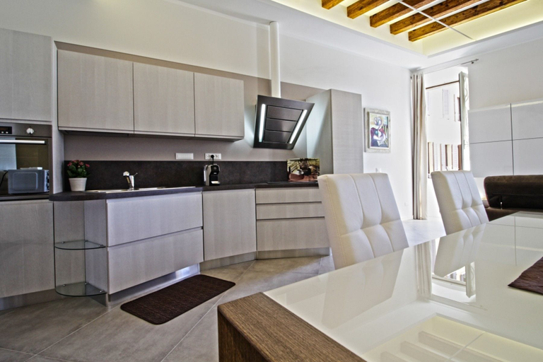 Others 4, Zanardelli Luxury Apartment, Brescia