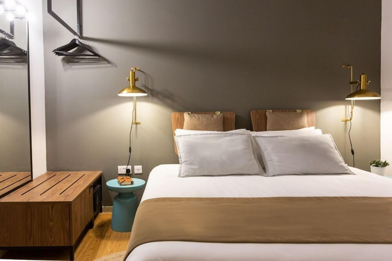 Bedroom 5, De la Valette