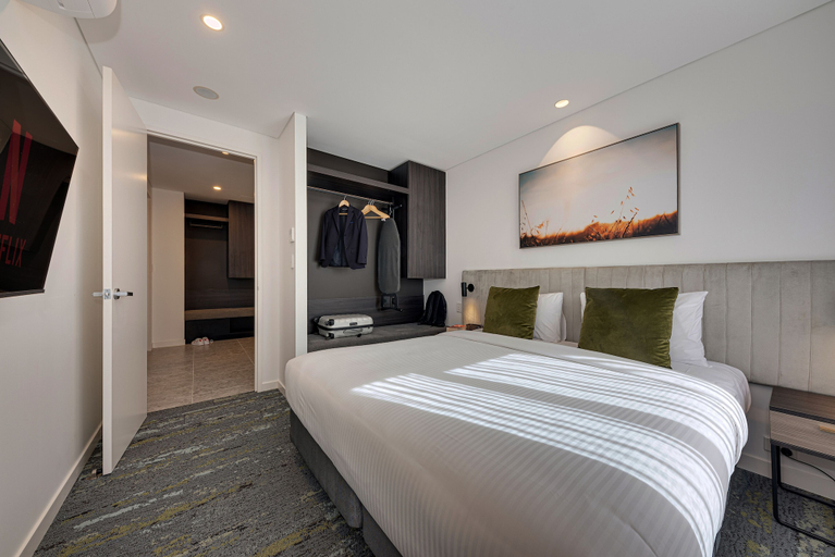 Bedroom 4, Littomore Suites Kingswood, Penrith - East