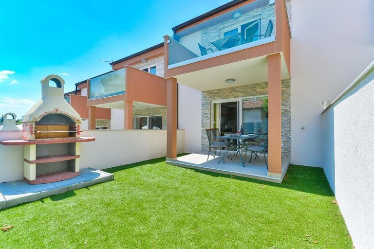 Exterior & Views, Cascade villas with private garden and jacuzzi, Starigrad