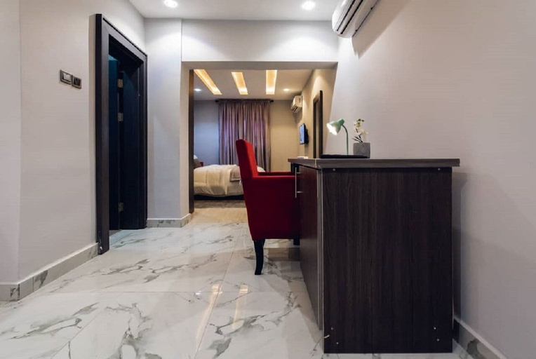 Others 4, Stay at Gwarimpa, AbujaMun